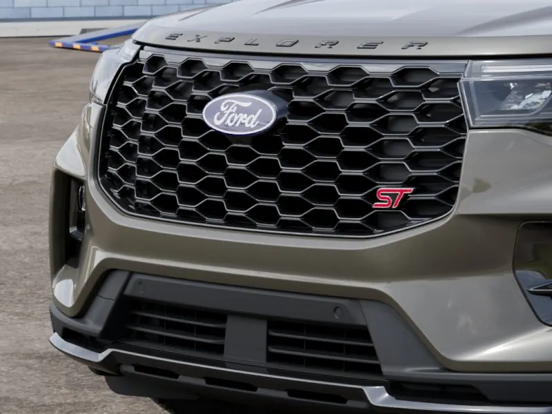 2027 Ford Explorer ST - Photo 17