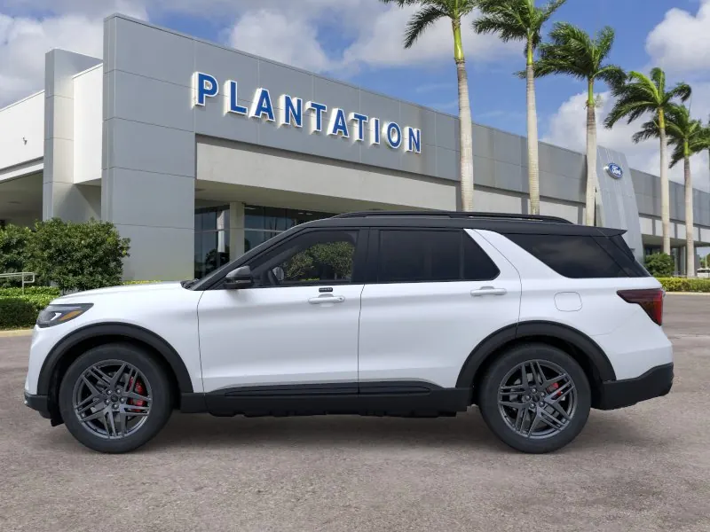 2026 Ford Explorer ST - Photo 3