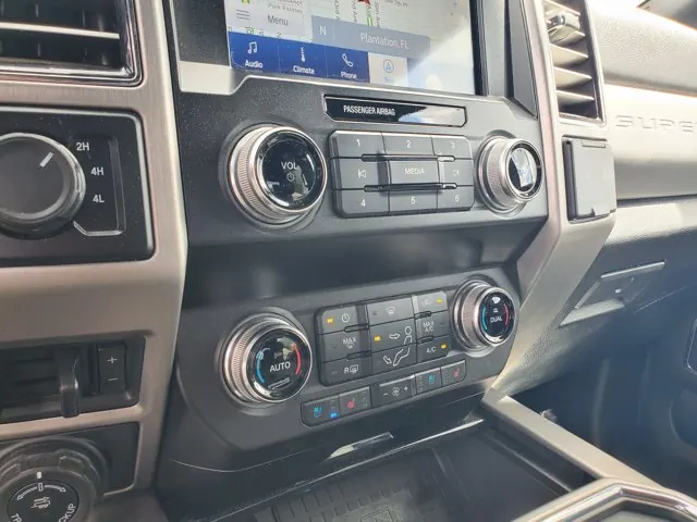 2021 Ford Super Duty F-250 SRW Platinum 4WD Crew Cab 6.75' Box - Photo 24