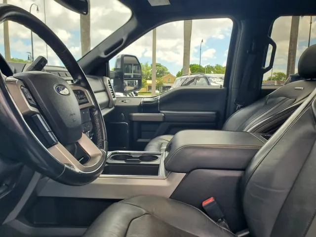 2021 Ford Super Duty F-250 SRW Platinum 4WD Crew Cab 6.75' Box - Photo 10