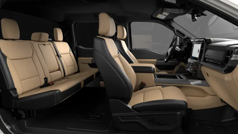 2027 Ford Super Duty F-250® Lariat® - Photo 5