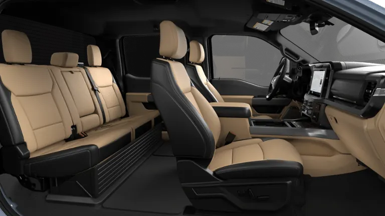 2027 Ford Super Duty F-350® Lariat® - Photo 5