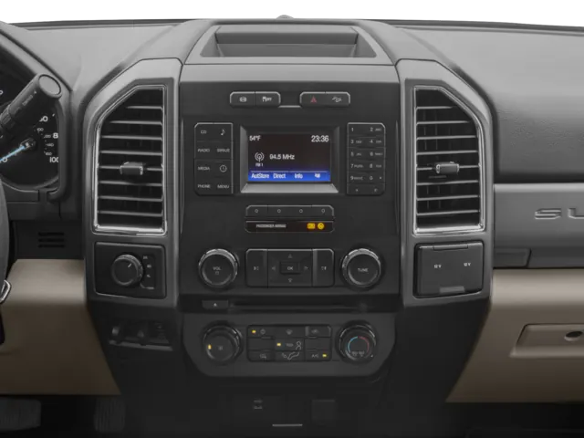 2018 Ford Super Duty F-350 DRW XLT 4WD Crew Cab 8' Box - Photo 17