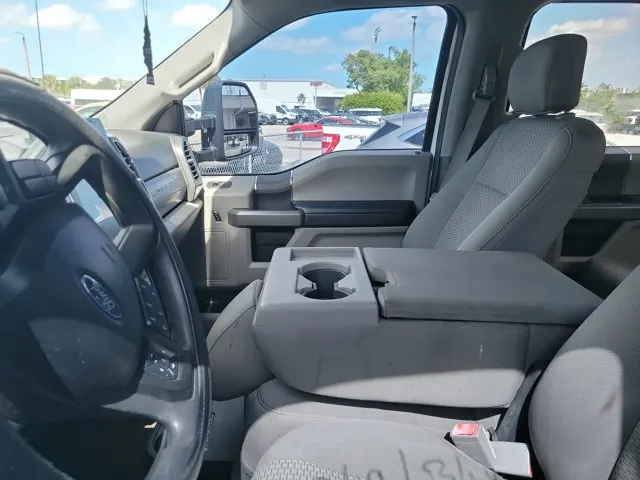 2018 Ford Super Duty F-350 DRW XLT 4WD Crew Cab 8' Box - Photo 8