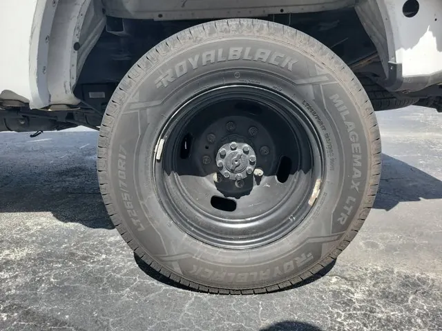 2018 Ford Super Duty F-350 DRW XLT 4WD Crew Cab 8' Box - Photo 10