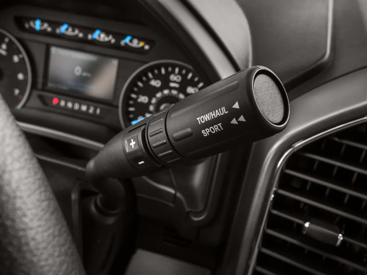 2016 Ford F-150 2WD SuperCrew 145 XLT - Photo 40