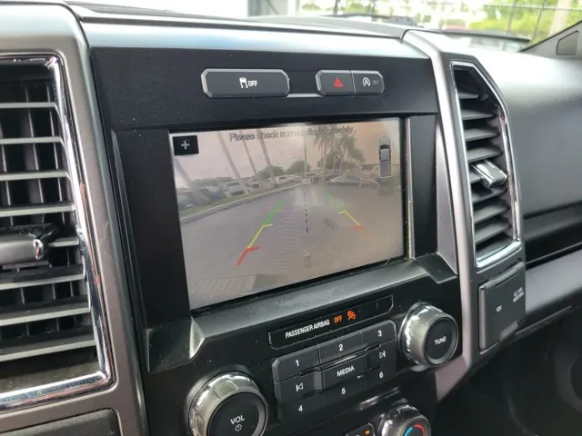 2016 Ford F-150 2WD SuperCrew 145 XLT - Photo 20