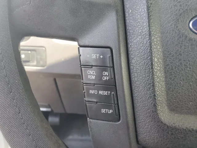 2012 Ford F-150 2WD SuperCab 145 XL - Photo 14