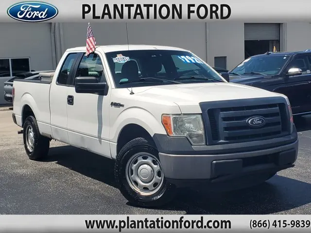 2012 Ford F-150 2WD SuperCab 145 XL - Photo 1
