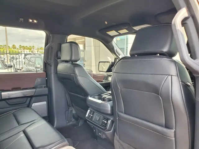2023 Ford F-150 LARIAT 4WD SuperCrew 5.5' Box - Photo 32