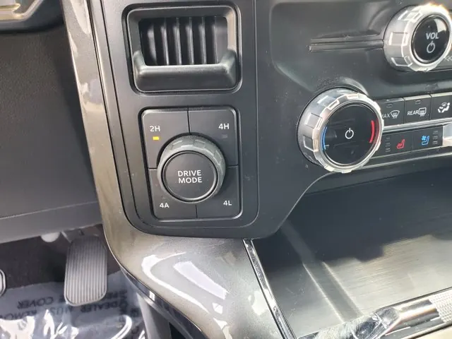 2023 Ford F-150 LARIAT 4WD SuperCrew 5.5' Box - Photo 25