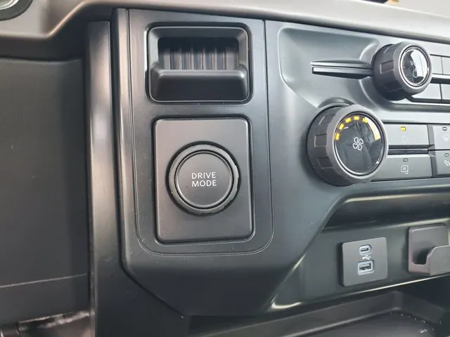 2024 Ford F-150 XL 2WD Reg Cab 8' Box - Photo 24