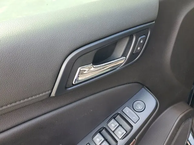 2020 Chevrolet Tahoe 4WD 4dr LS - Photo 14