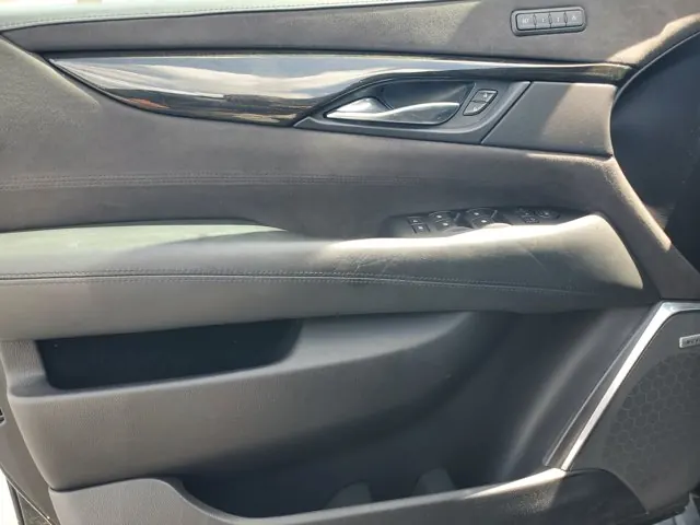 2018 Cadillac Escalade 2WD 4dr Platinum - Photo 14