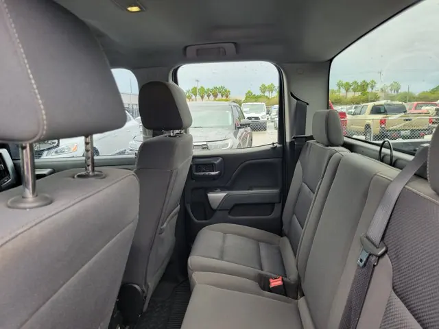2019 Chevrolet Silverado 1500 LD 4WD Double Cab LT w/1LT - Photo 24