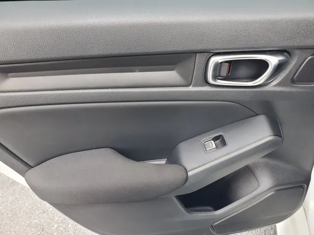 2025 Honda Civic Sedan LX CVT - Photo 28