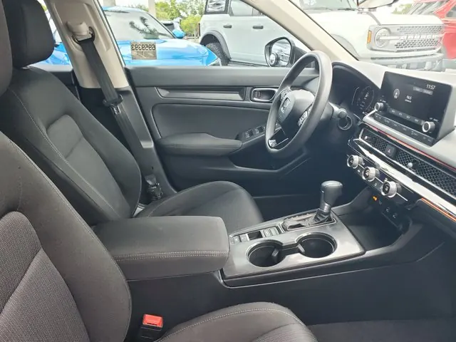 2025 Honda Civic Sedan LX CVT - Photo 33