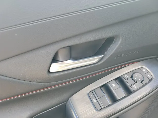 2026 Nissan Sentra SR Sedan *Ltd Avail* - Photo 18