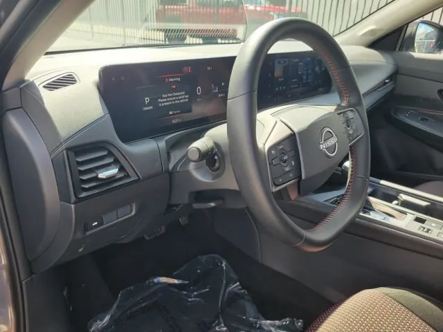 2026 Nissan Sentra SR Sedan *Ltd Avail* - Photo 13