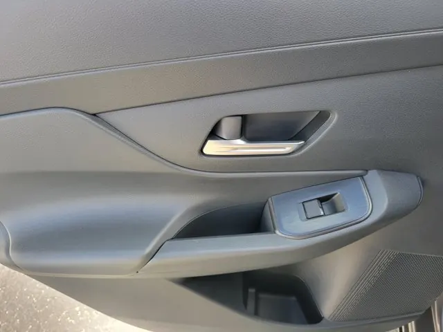 2026 Nissan Sentra SR Sedan *Ltd Avail* - Photo 32