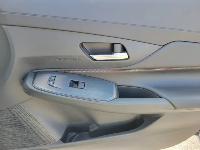 2026 Nissan Sentra SR Sedan *Ltd Avail* - Photo 38