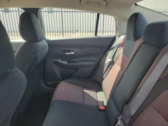 2026 Nissan Sentra SR Sedan *Ltd Avail* - Photo 10