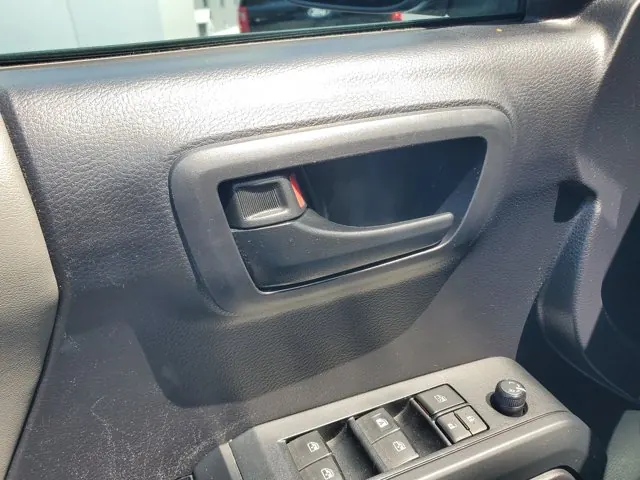 2020 Toyota Tacoma 2WD SR Double Cab 5' Bed I4 AT (Natl) - Photo 12