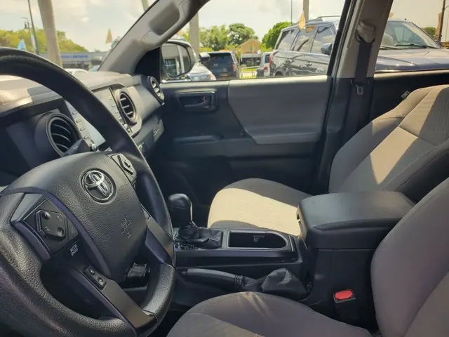 2020 Toyota Tacoma 2WD SR Double Cab 5' Bed I4 AT (Natl) - Photo 9