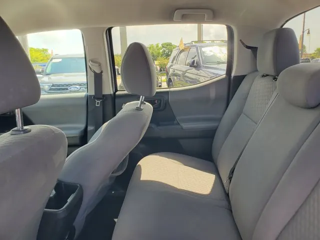 2020 Toyota Tacoma 2WD SR Double Cab 5' Bed I4 AT (Natl) - Photo 25