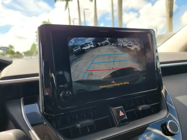 2025 Toyota Corolla LE CVT (Natl) - Photo 20