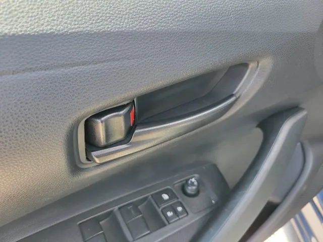 2025 Toyota Corolla LE CVT (Natl) - Photo 13