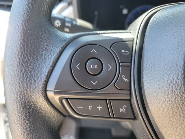 2026 Toyota Corolla Cross L 2WD (Natl) - Photo 16