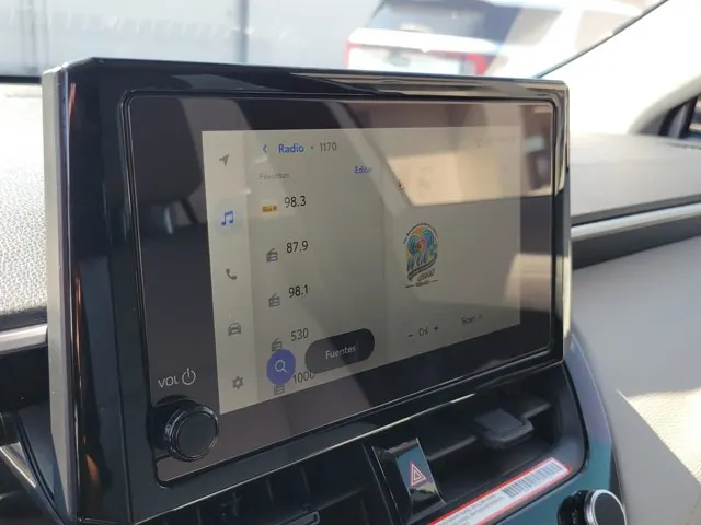2026 Toyota Corolla Cross L 2WD (Natl) - Photo 18