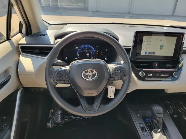 2026 Toyota Corolla Cross L 2WD (Natl) - Photo 15