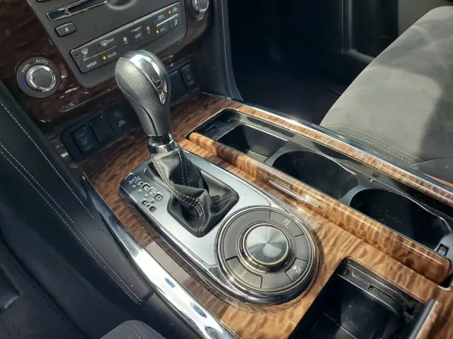2019 Nissan Armada 4x2 SV - Photo 27