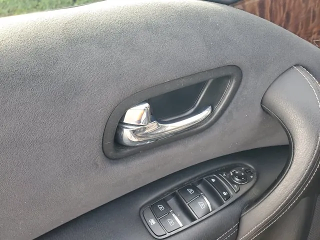 2019 Nissan Armada 4x2 SV - Photo 15