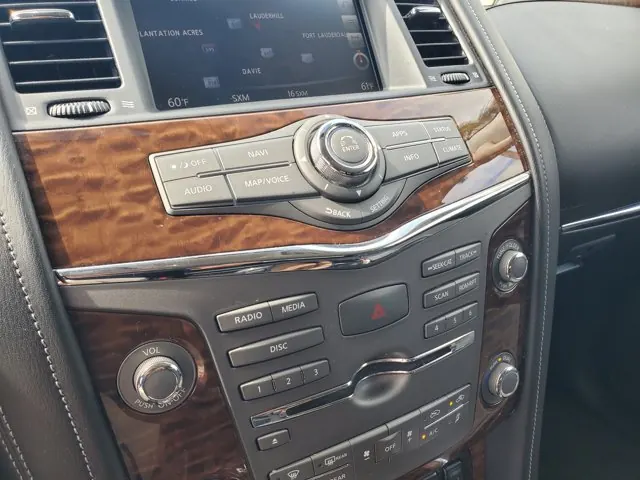 2019 Nissan Armada 4x2 SV - Photo 24