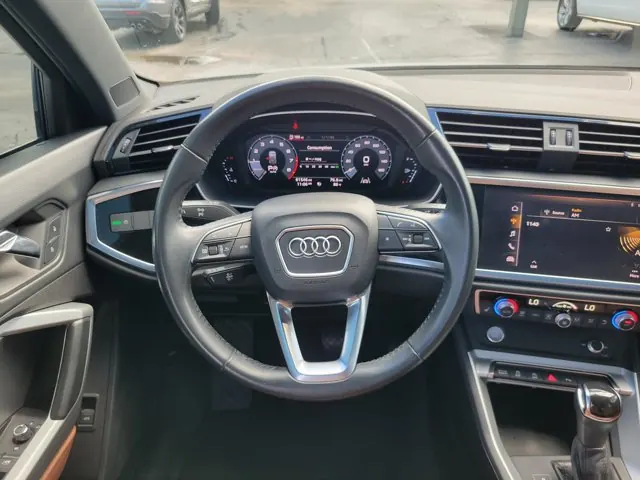 2020 Audi Q3 Premium - Photo 17