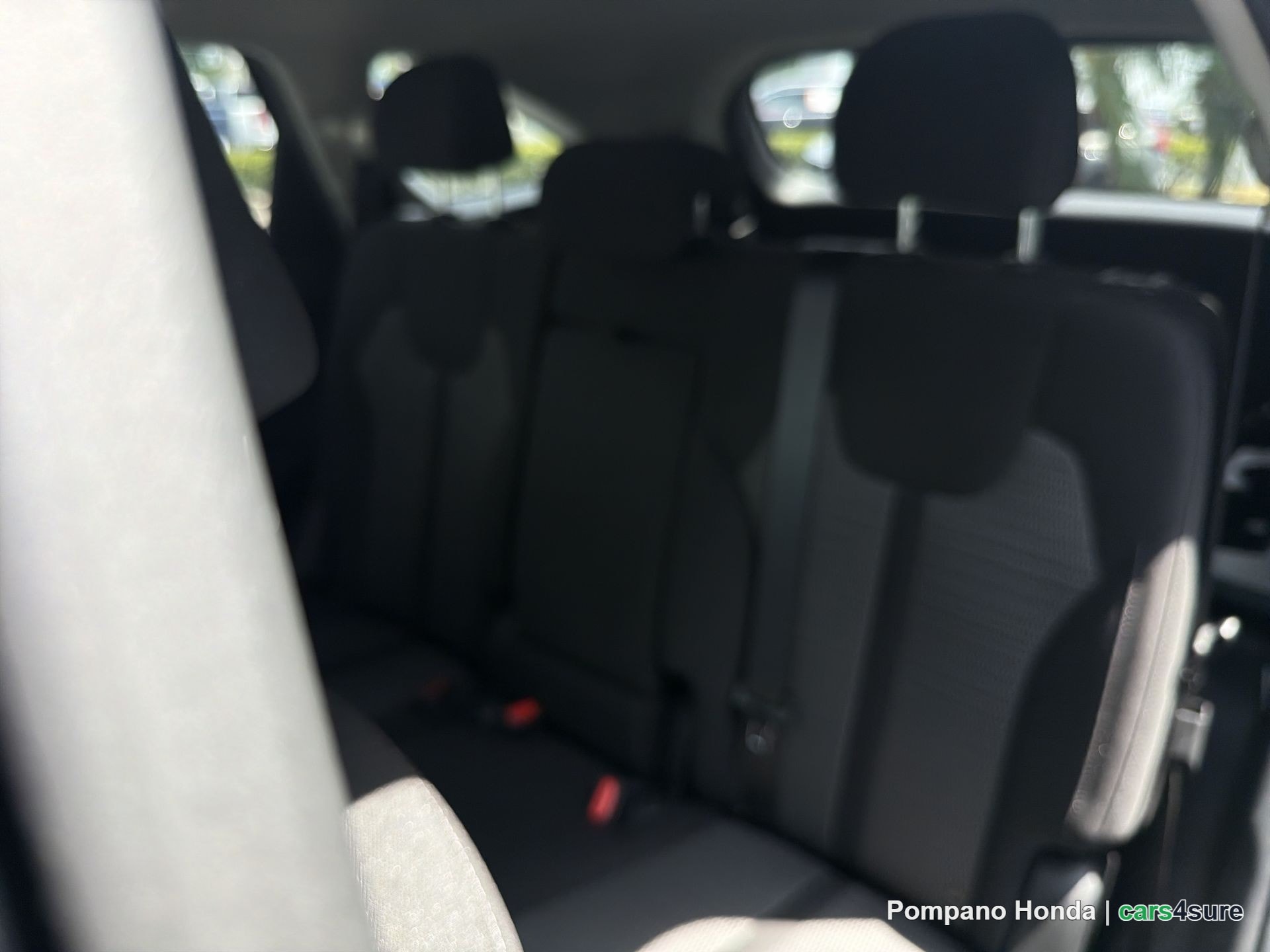 2023 KIA Sorento LX - Photo 5
