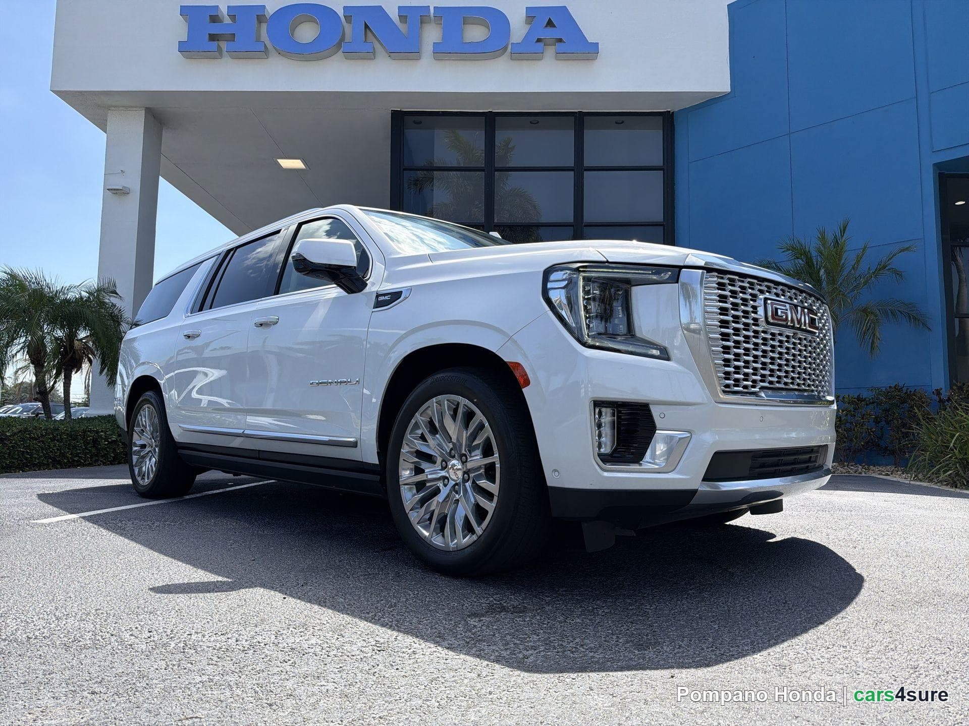 2024 GMC Yukon XL Denali