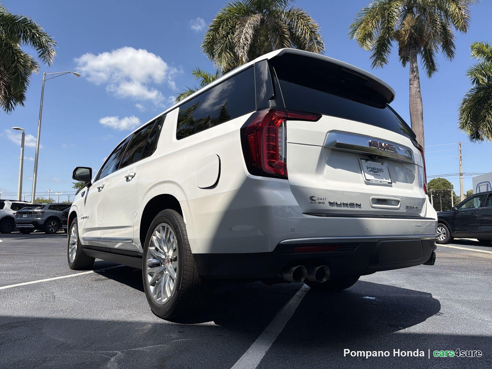 2024 GMC Yukon XL Denali - Photo 6