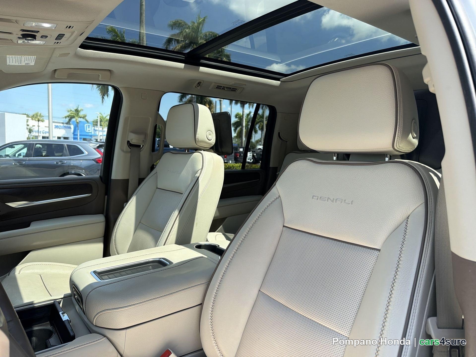 2024 GMC Yukon XL Denali - Photo 7