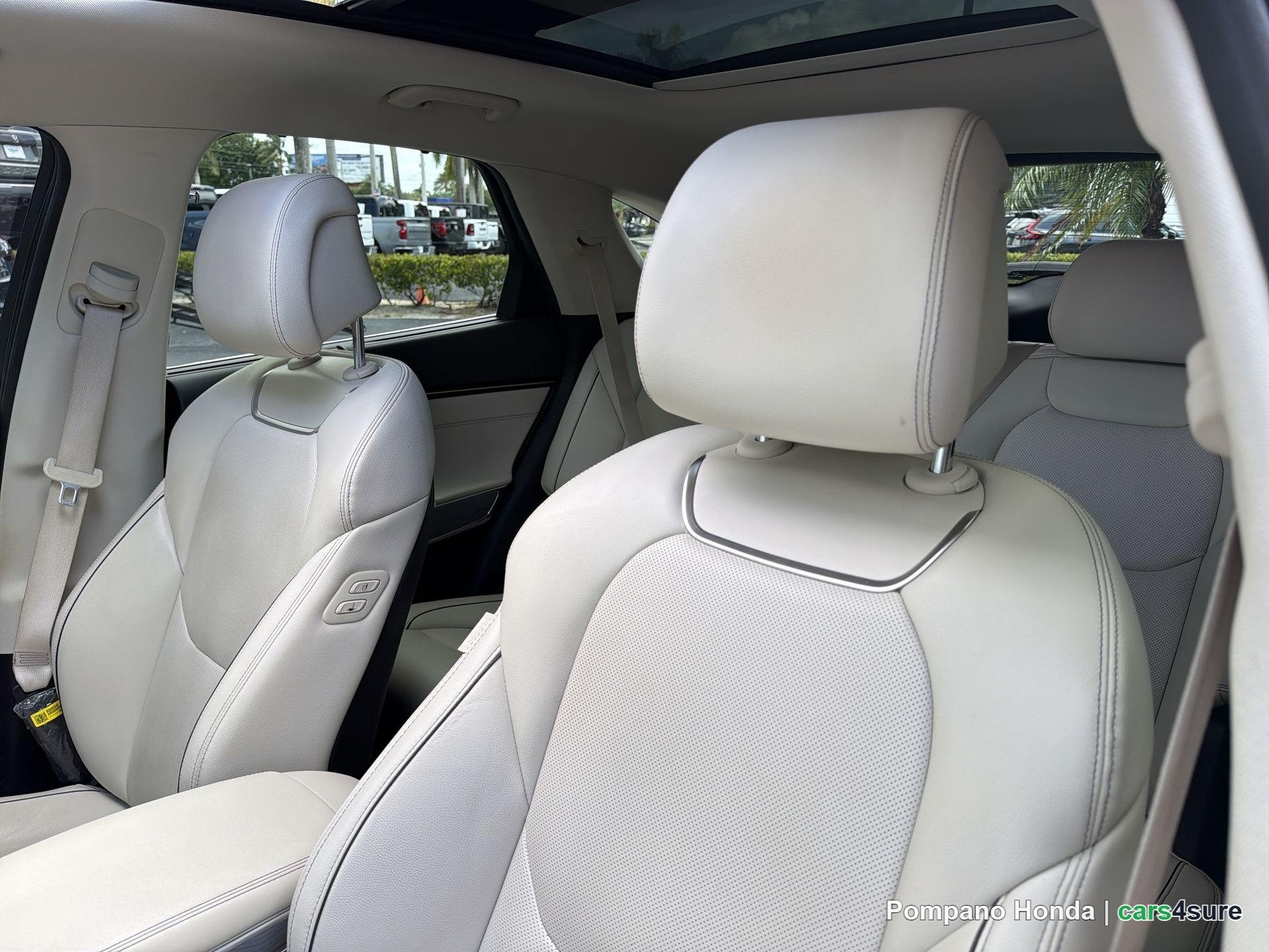 2023 GENESIS GV70 2.5T, 2.5T Select, 2.5T Advanced, 2.5T Sport Prestige - Photo 3