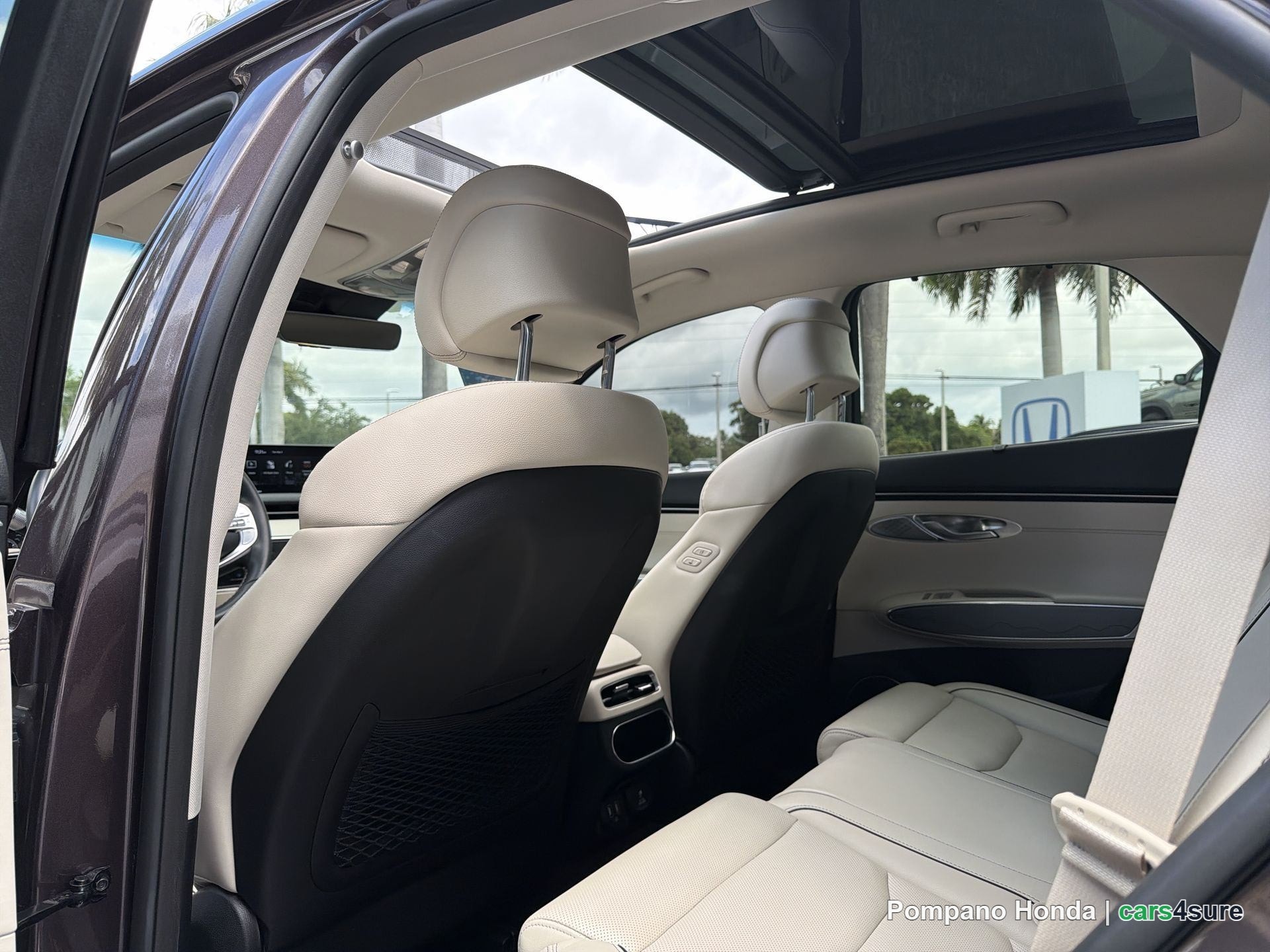 2023 GENESIS GV70 2.5T, 2.5T Select, 2.5T Advanced, 2.5T Sport Prestige - Photo 4