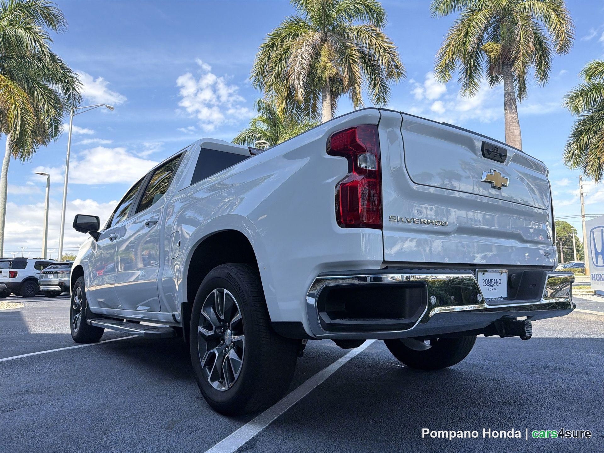2024 CHEVROLET Silverado LT - Photo 9
