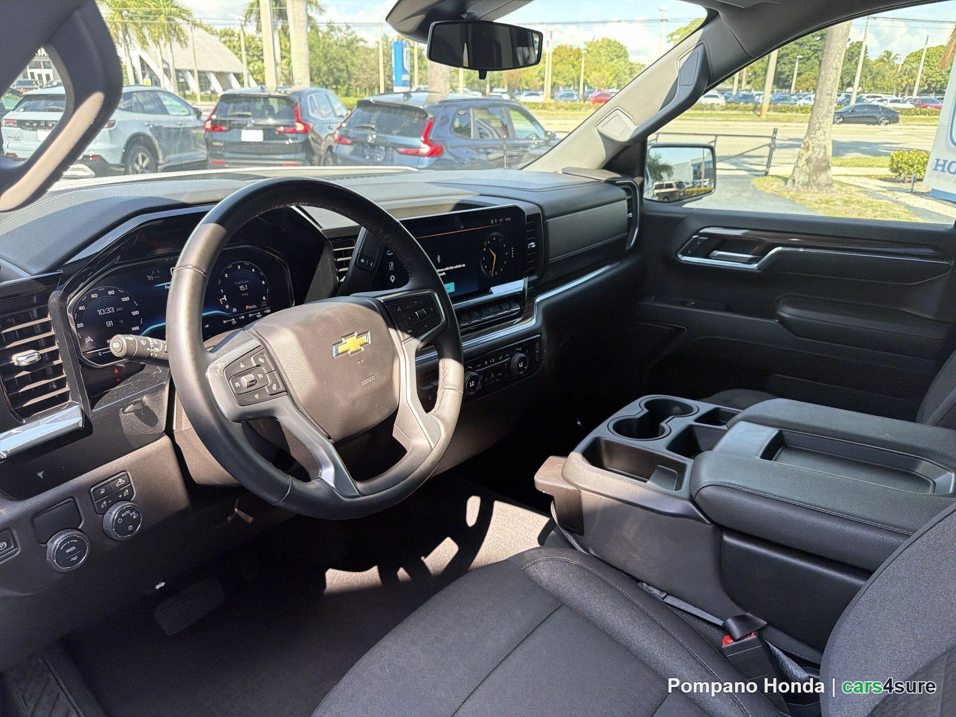 2024 CHEVROLET Silverado LT - Photo 3