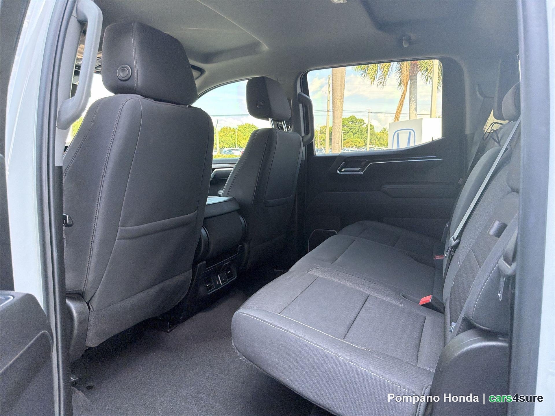 2024 CHEVROLET Silverado LT - Photo 11