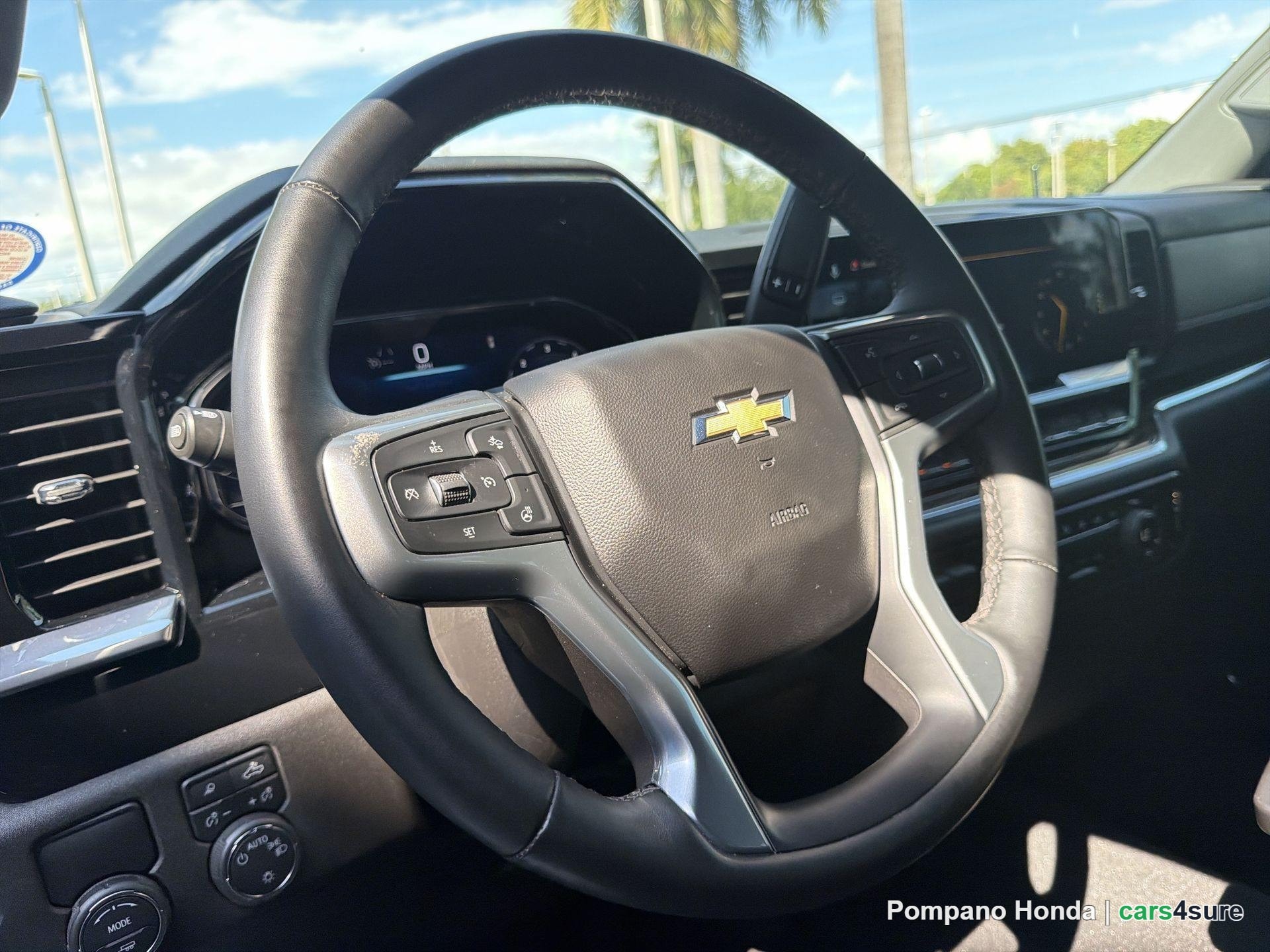2024 CHEVROLET Silverado LT - Photo 5