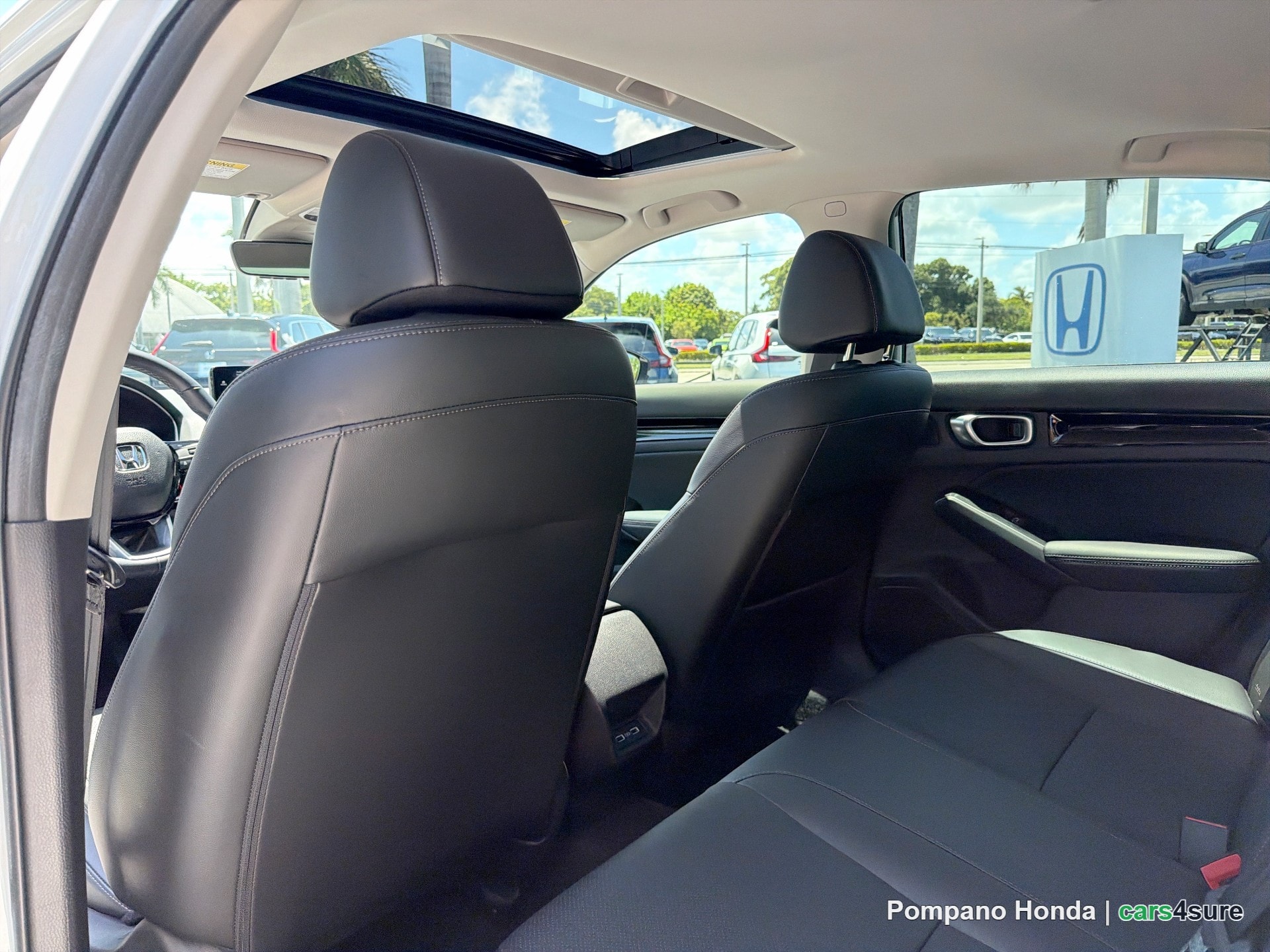 2024 HONDA Civic Touring - Photo 5