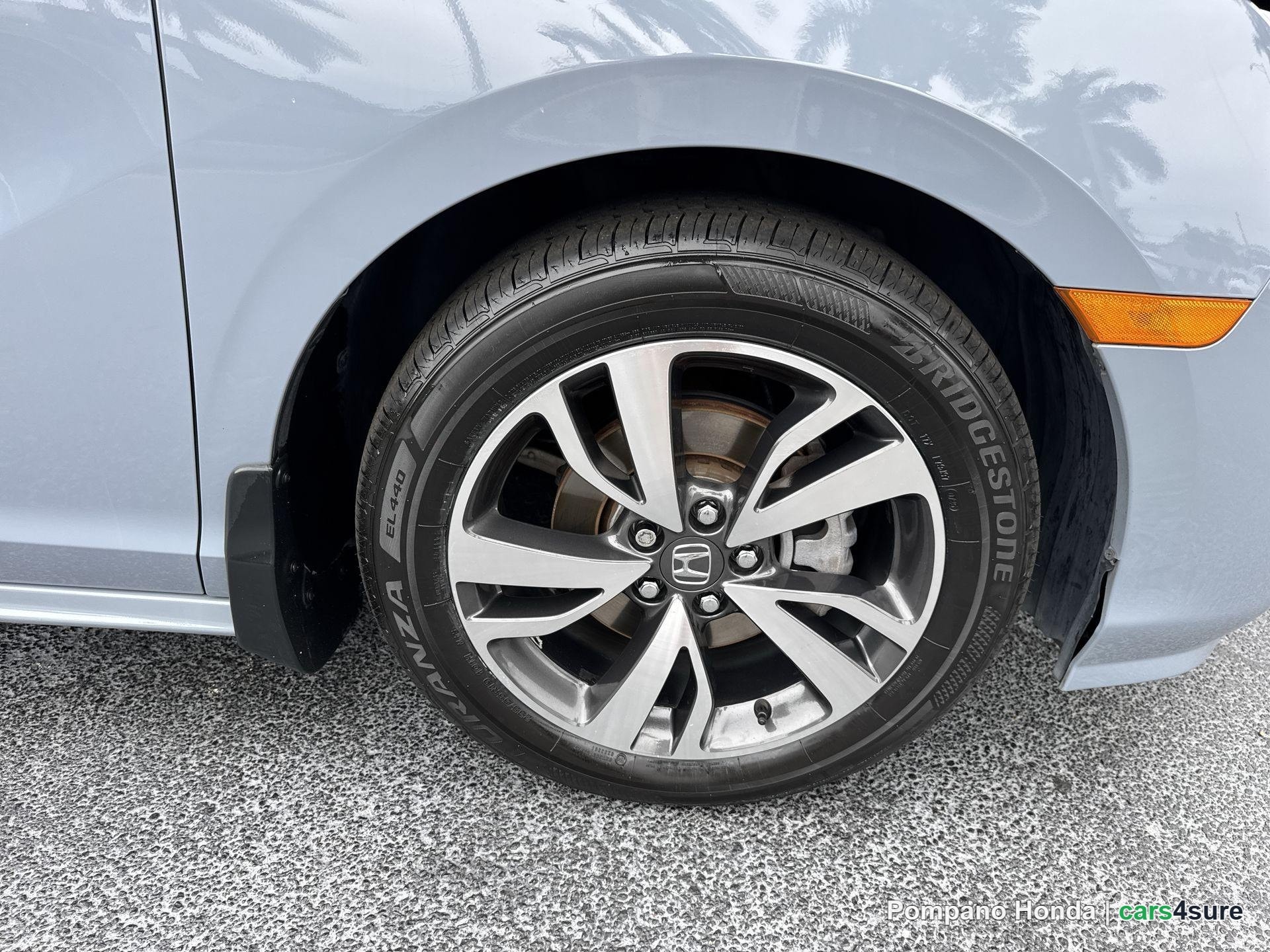 2024 HONDA Odyssey Touring - Photo 4